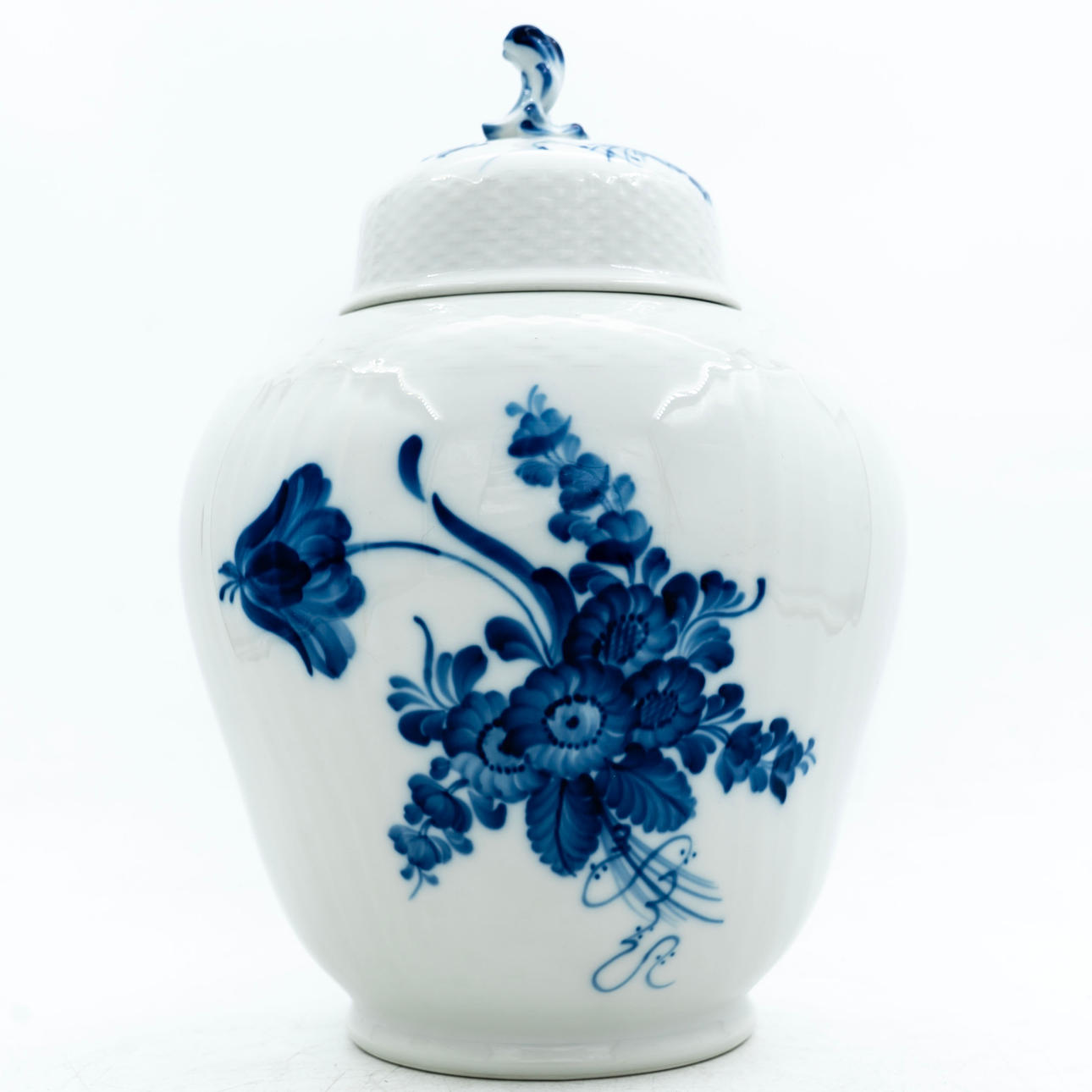 URNA, ”Blå blomster”, Royal Copenhagen, Danmark.