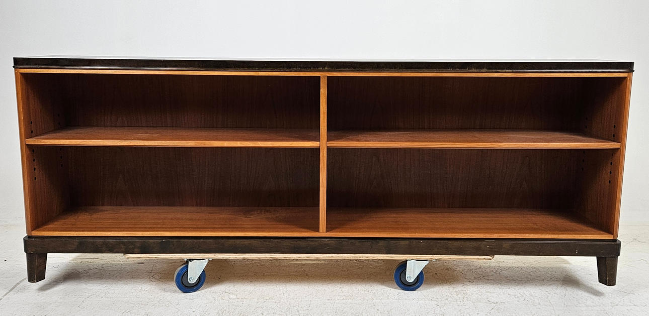 A Swedish modern bookcase, 1930s/40s.