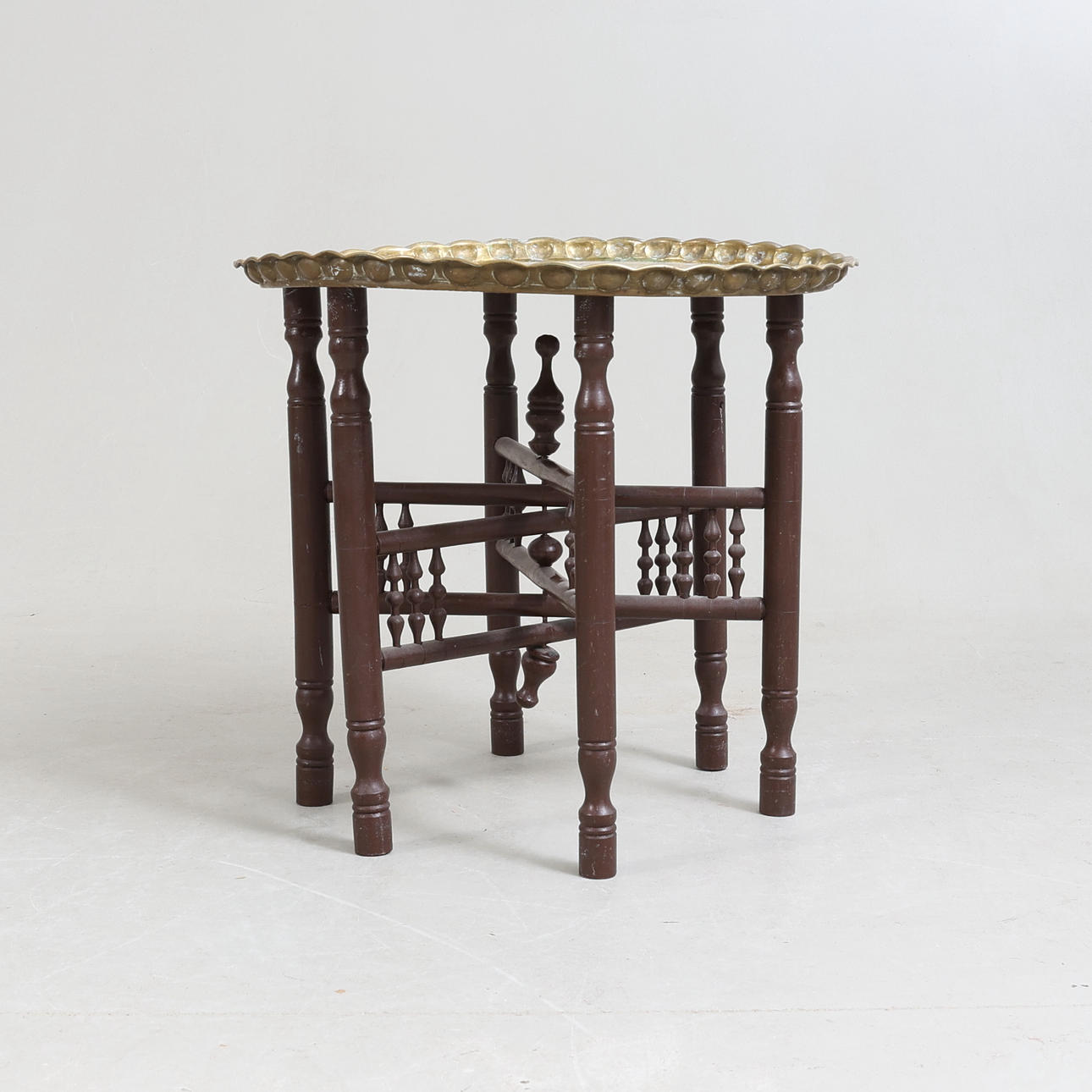 A brass & wood tray table, 20th century.
