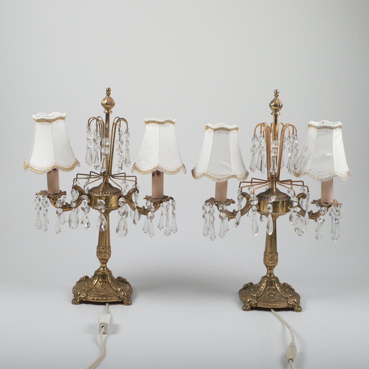 Table lamps, 1 pair, brass with prisms, 20th century.