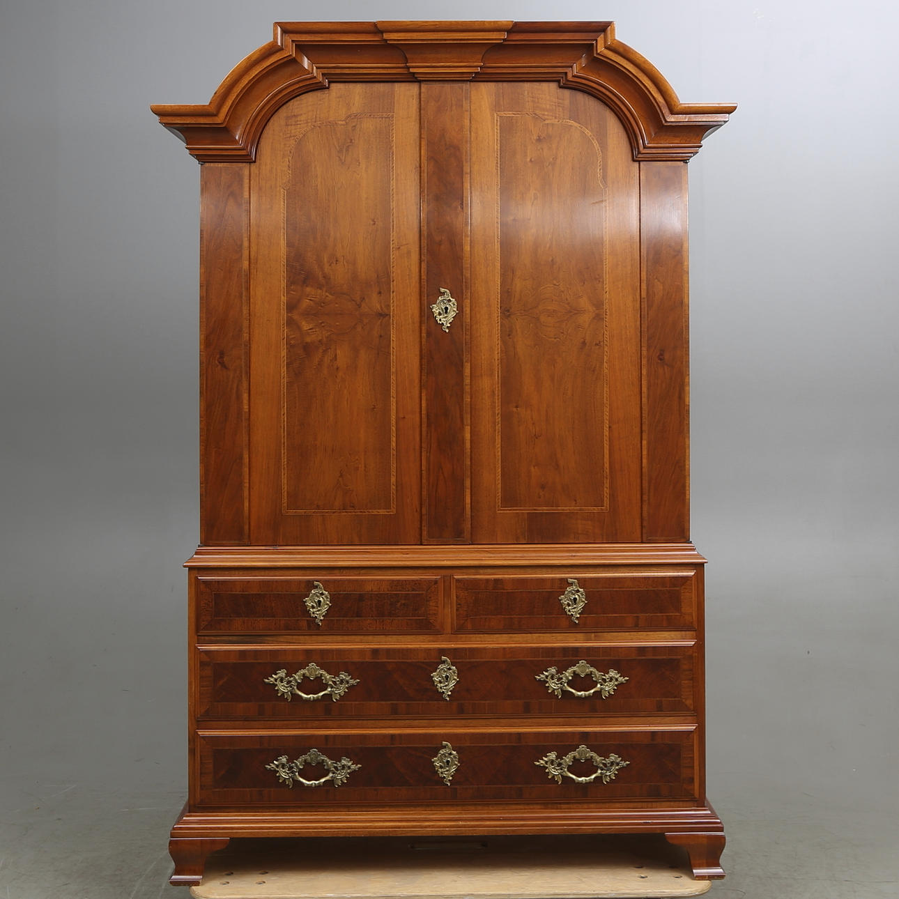 SKÅP, barockstil, sannolikt Åmells, 1900-tal.