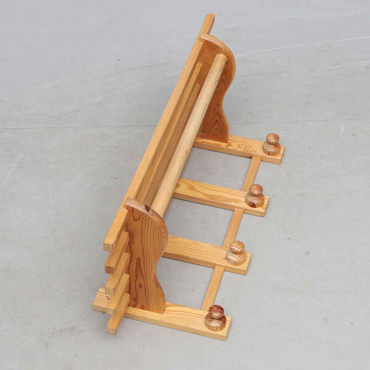 HATTHYLLA, furu, 1900-talets andra hälft.