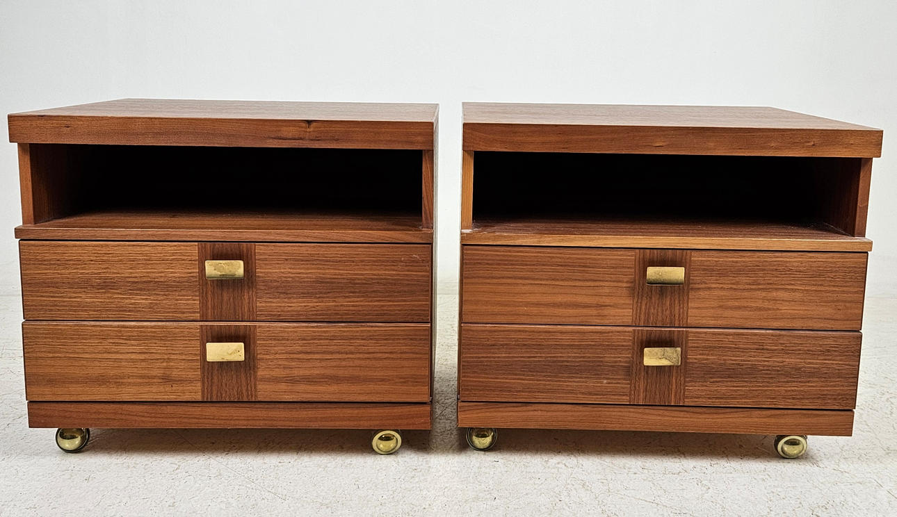 SÄNGBORD, ett par, 1900-talets andra hälft.