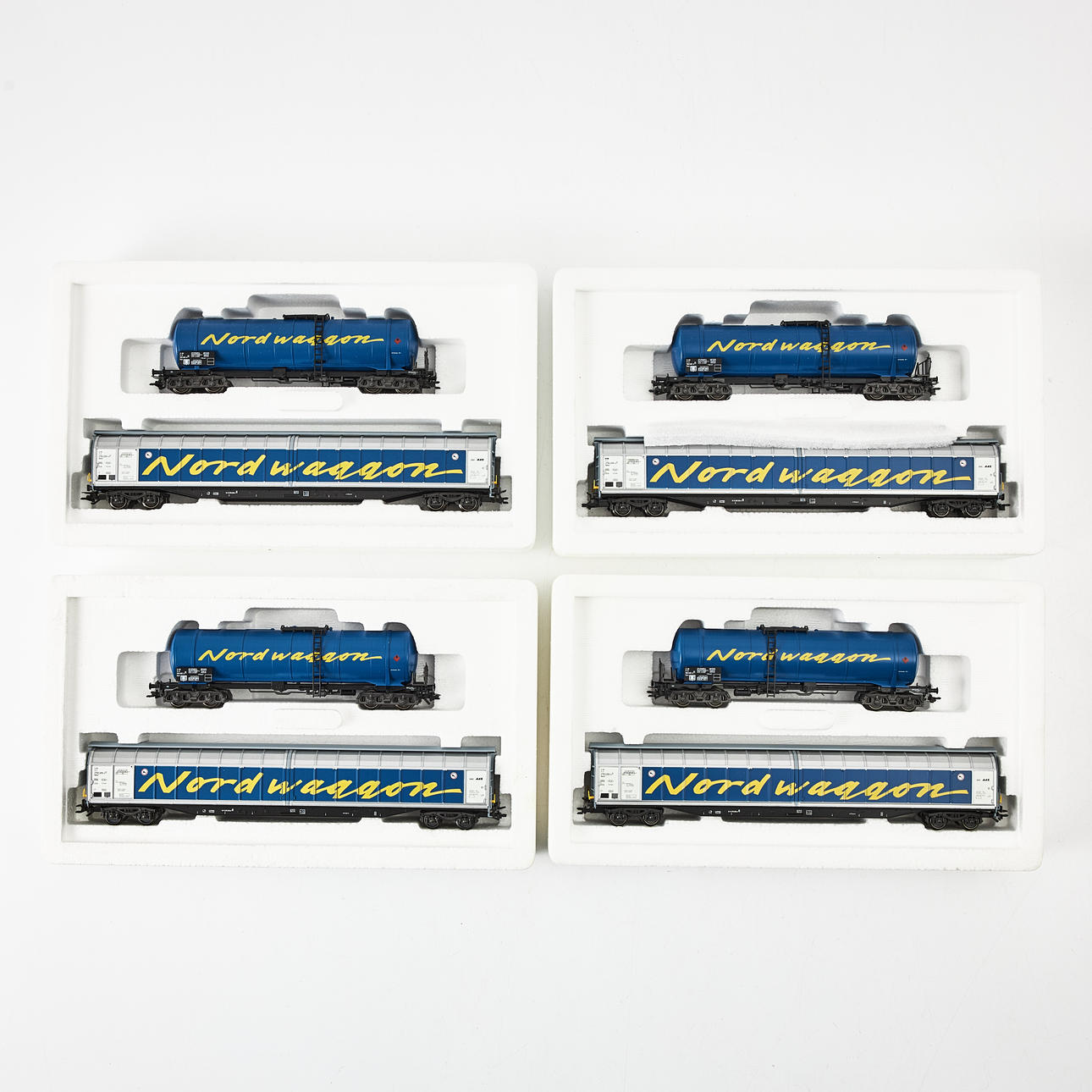 MÄRKLIN, 47882, 8 wagons, “Nordwaggon”. H0.
