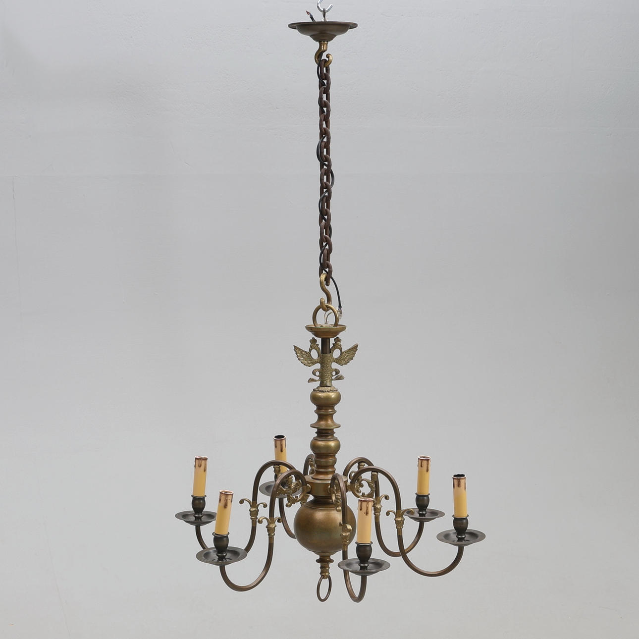 CHANDELIER. Baroque style, brass, 6-armed.