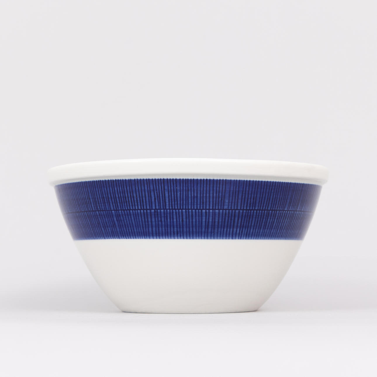 HERTHA BENGTSON. Skål, Koka, Rörstrand.