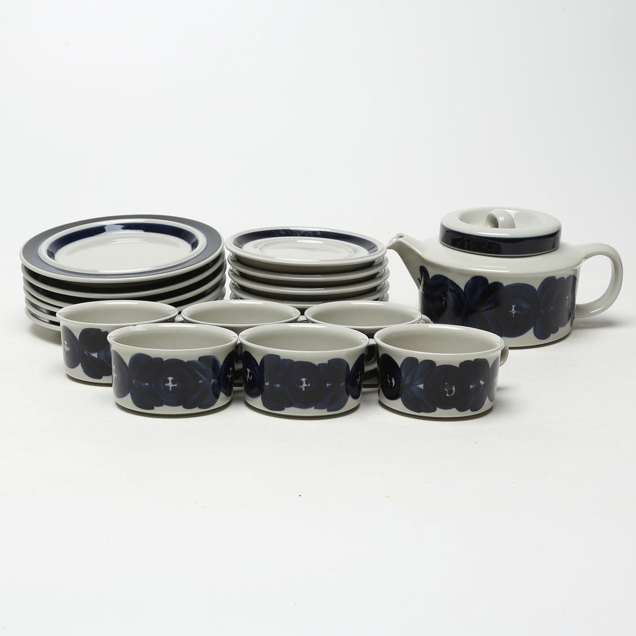 ULLA PROCOPÉ. TESERVIS, 13 delar, keramik, Arabia.