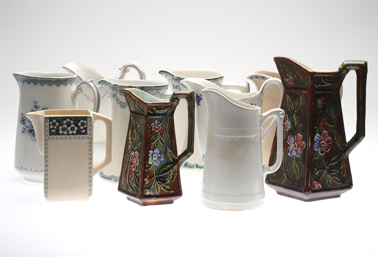 KANNOR, 10 st, porslin, bl a Rörstrand och Gustavsberg, 1800-/1900-tal.