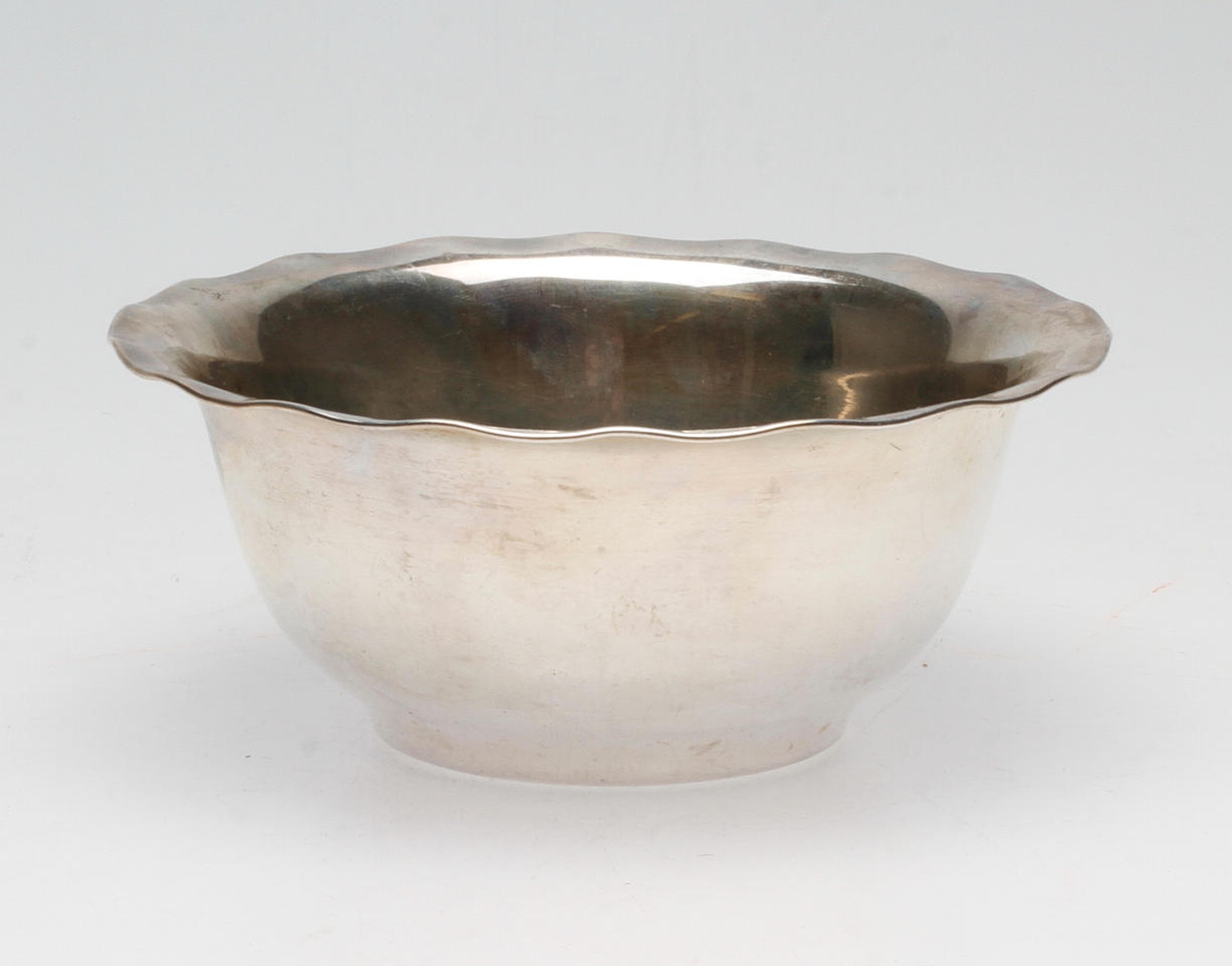 SKÅL, silver, Mgab, Uppsala 1936, vikt ca. 123,6 gram.