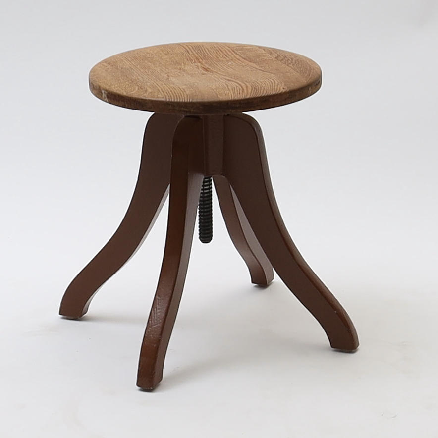 ORGELPALL, 1900-talets första hälft.