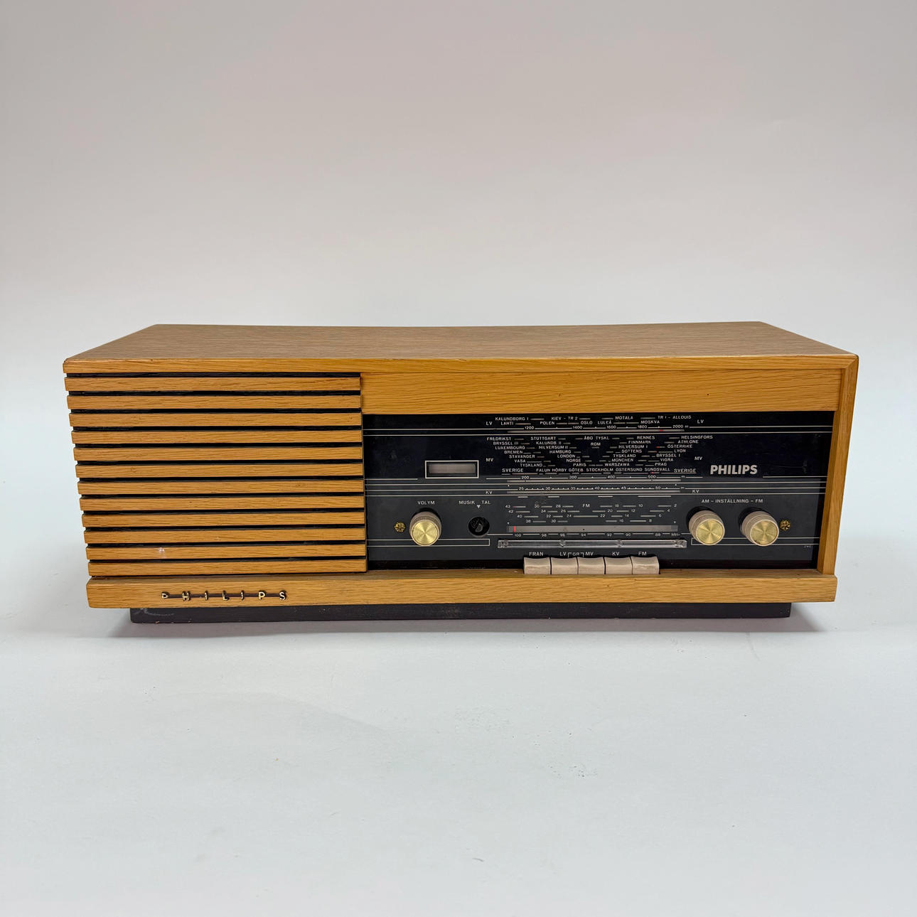TABLETOP RADIO - Philips B4S 43A, teak.
