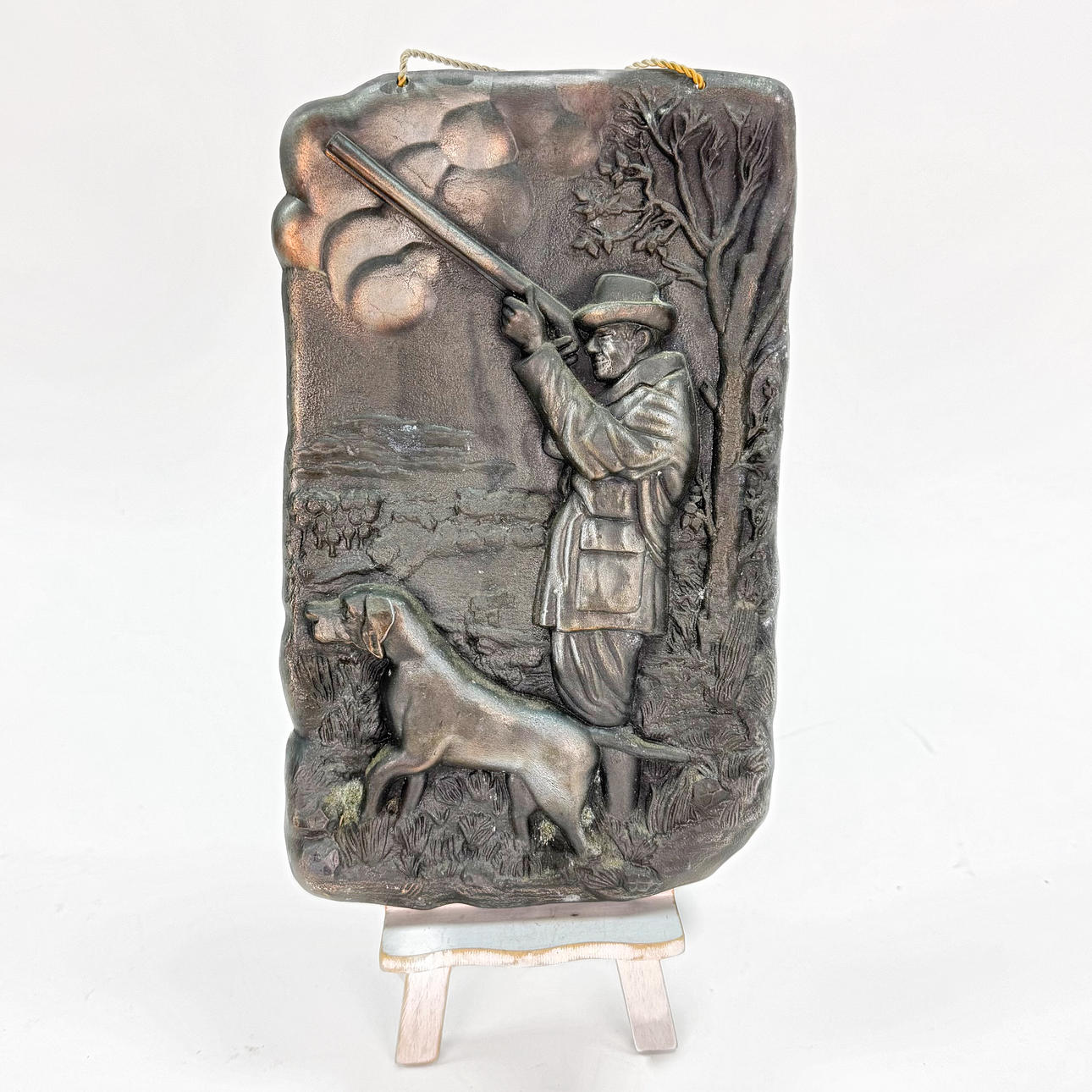WALL RELIEF - Metal, Hunter with dog.