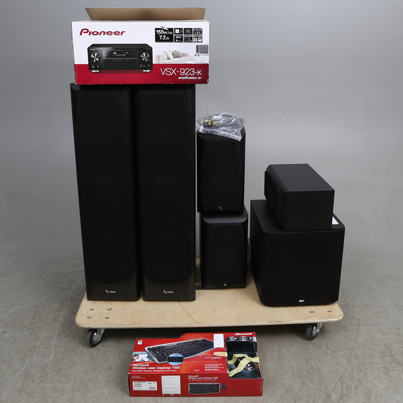 MUSIKANLÄGGNING, PIONEER, B&W ASW600, INFINITY ALPHA.