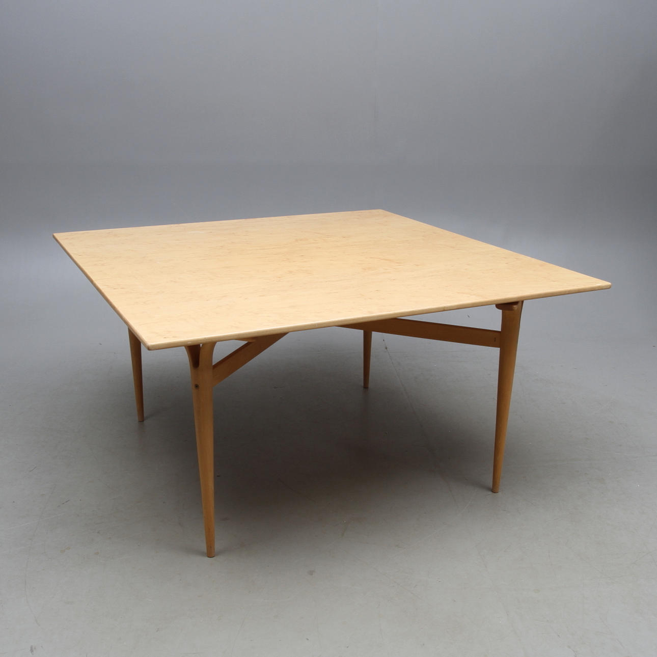 SOFFBORD, design Bruno Mathsson för firma Karl Mathsson.