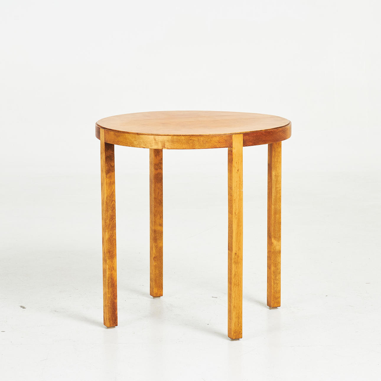 SIDOBORD. 1920-30 tal, björk.