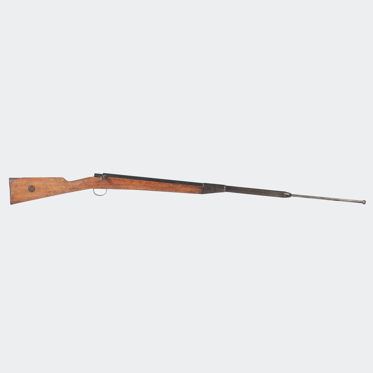 EXERCISE RIFLE, for bayonet combat.