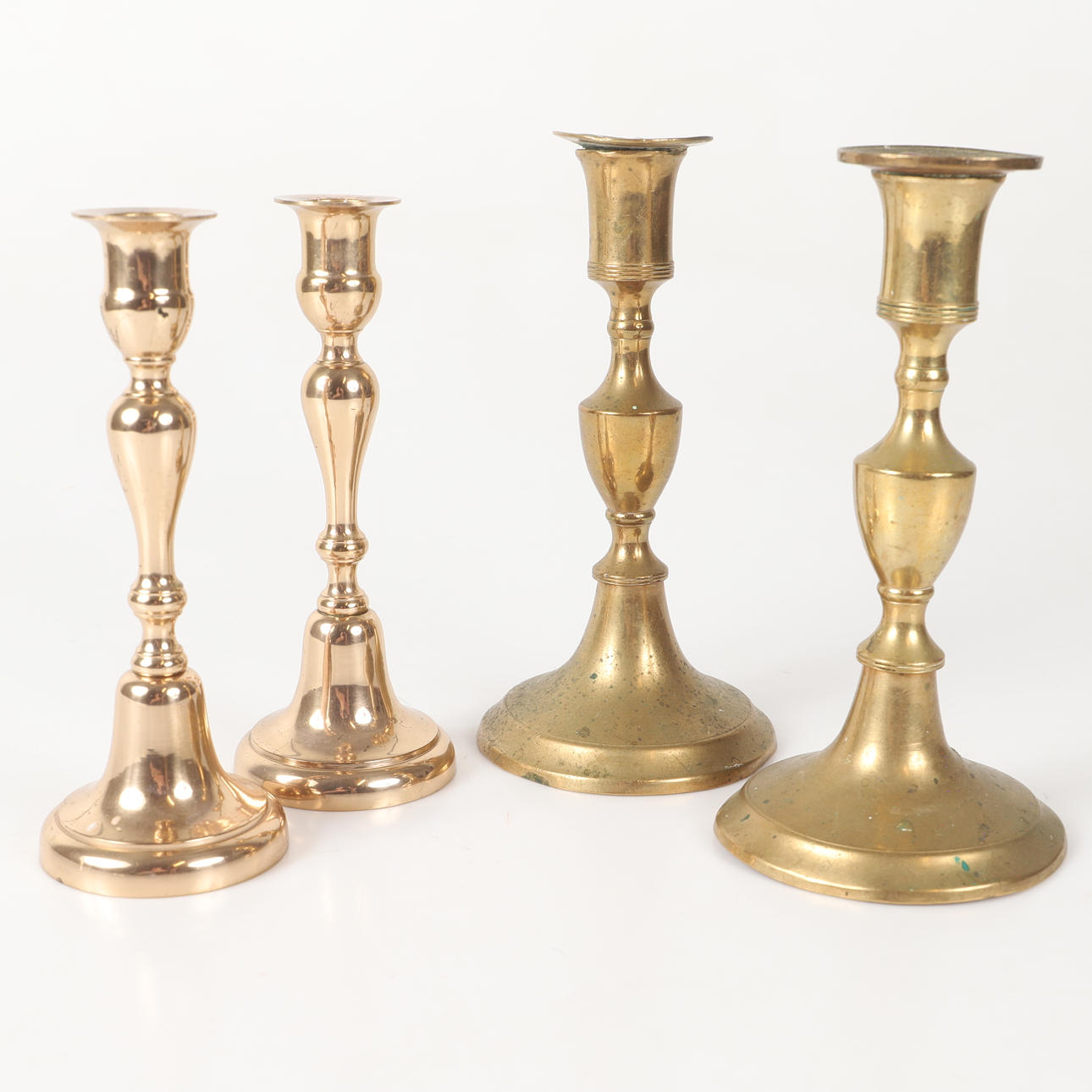 LJUSSTAKAR, 2 par, malm/mässing, 1900-tal.