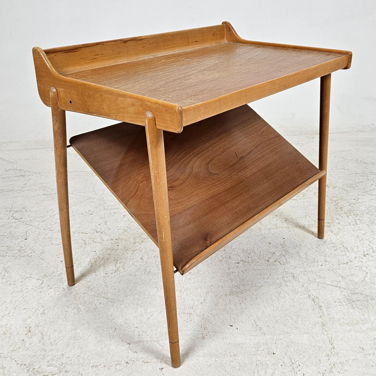 A bedside table/side table, second half of the 20th century.