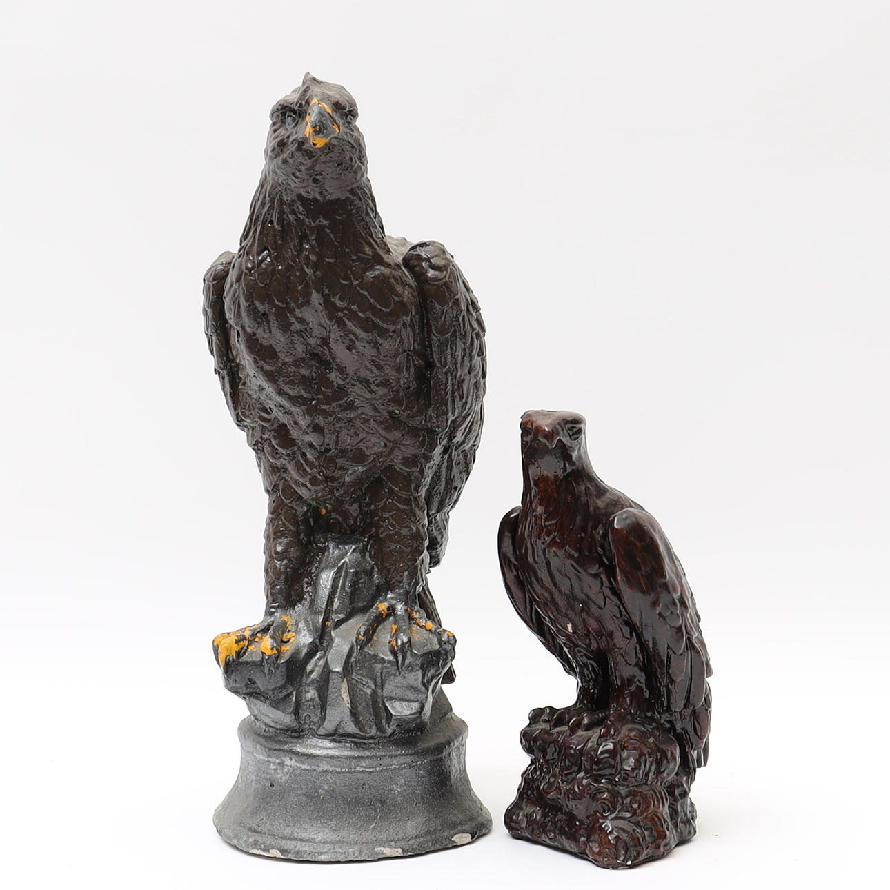 SCULPTURES, 2PCS, depicting eagles.
