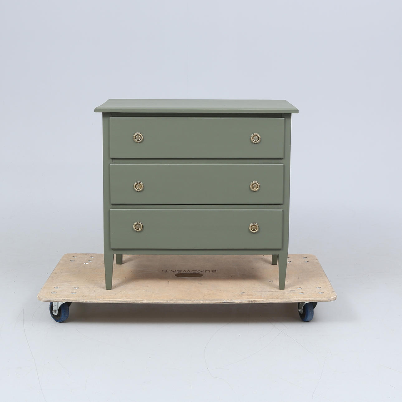 BYRÅ, bemålad, 1900-tal.