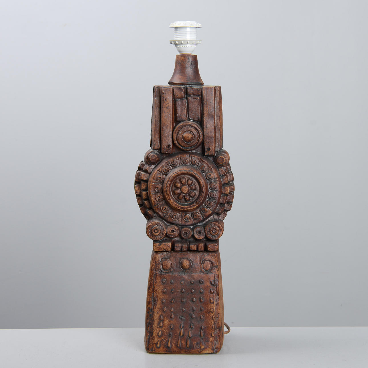 BERNARD ROOKE. Table lamp, ceramic, England.