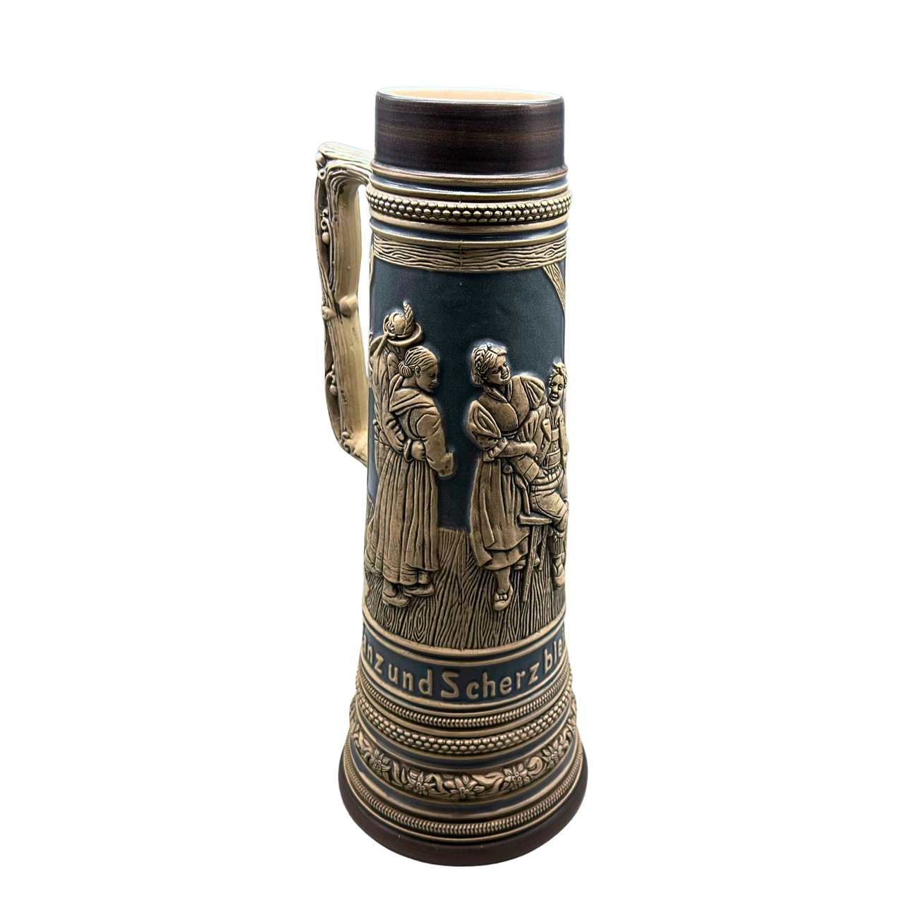 SIMON GERZ. CERAMIC BEER MUG WITH RELIEF DECORATION.