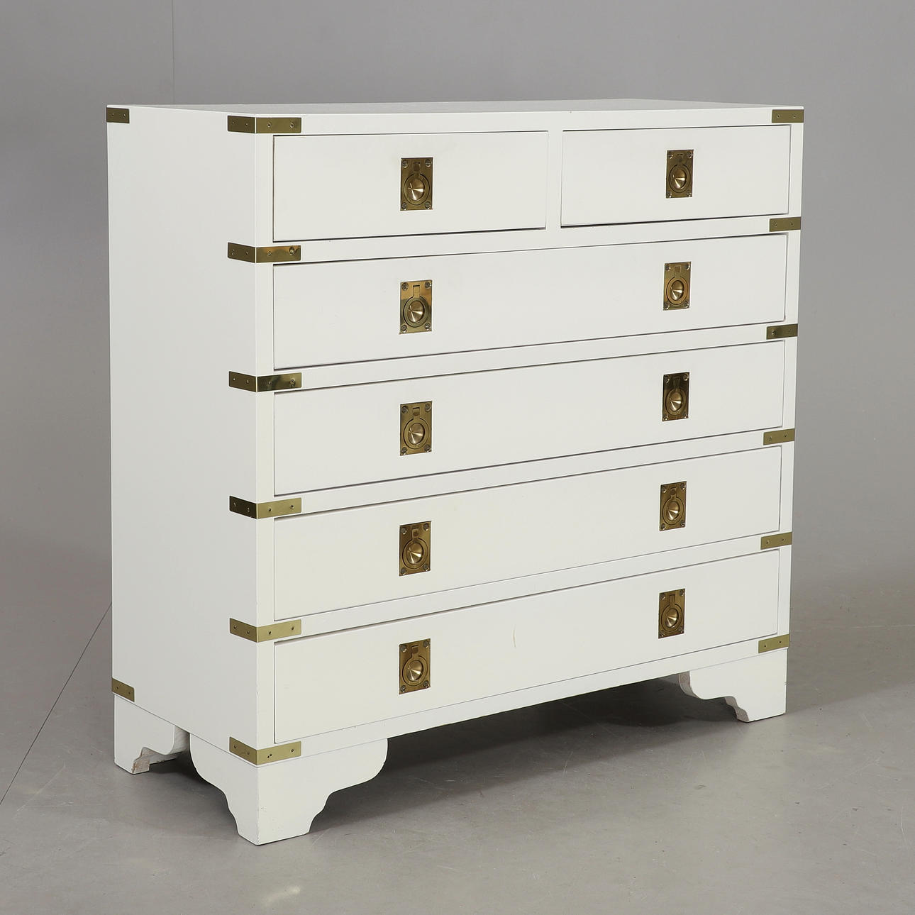 BYRÅ, engelsk stil, 1900-talets andra hälft.