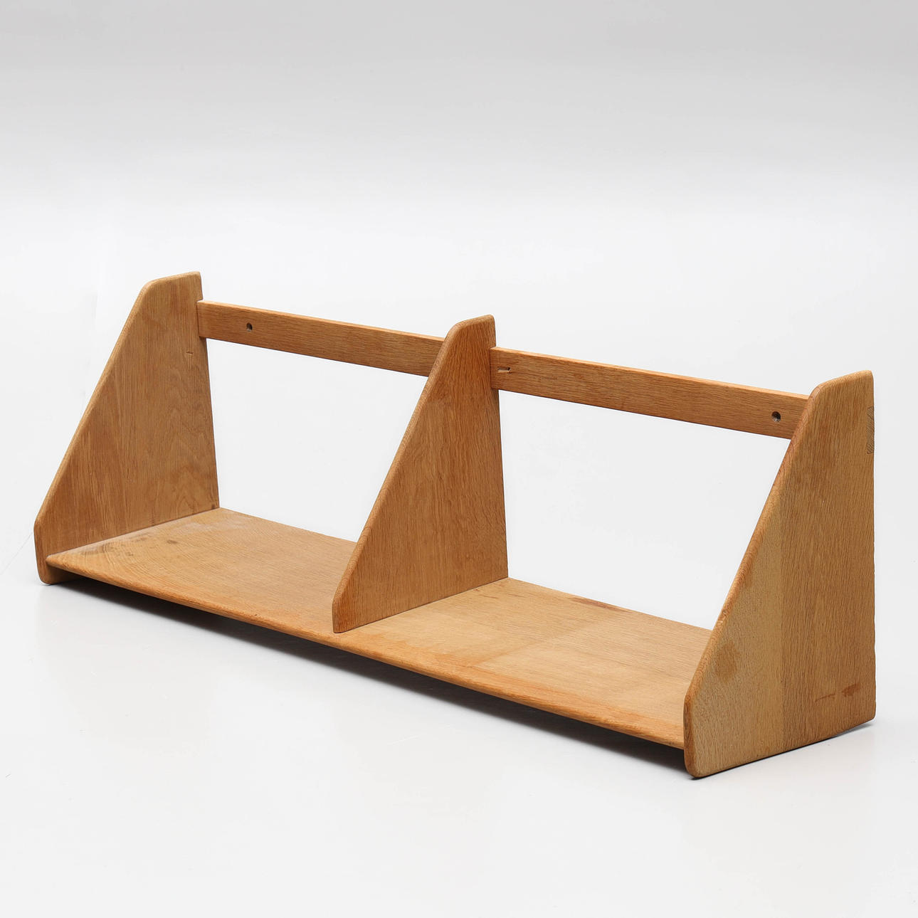 HANS J WEGNER. Wall shelf, oak, Ry Møbler, Denmark.