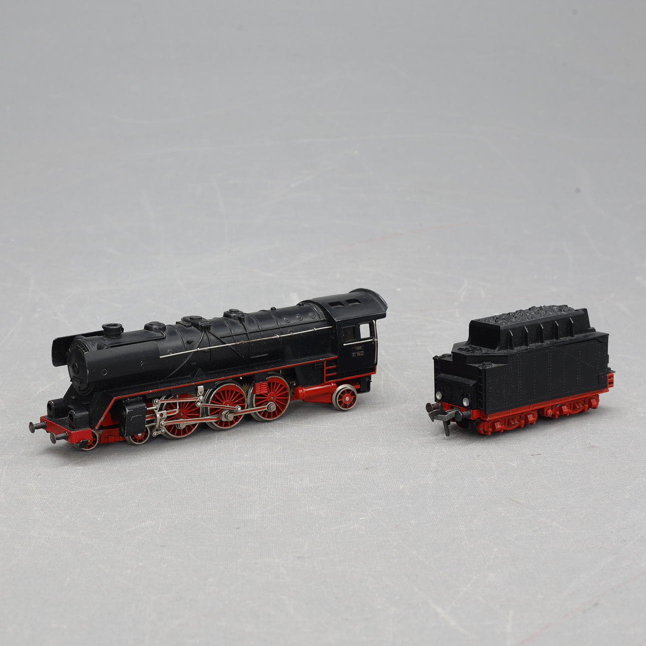 STEAM LOCOMOTIVE, Fleischmann DB 01 1952.