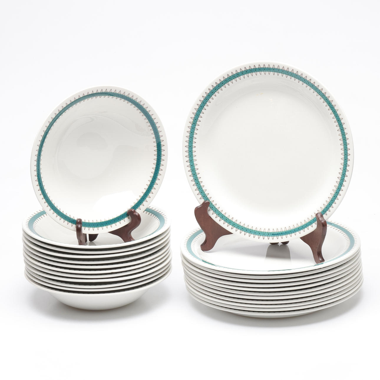 A 24-piece “Appetit” SERVISDELR, Rörstrand.