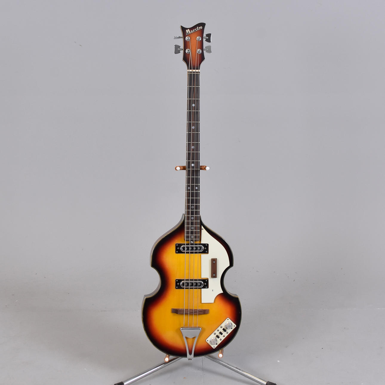 GUITAR, Maestro Violin Bass.