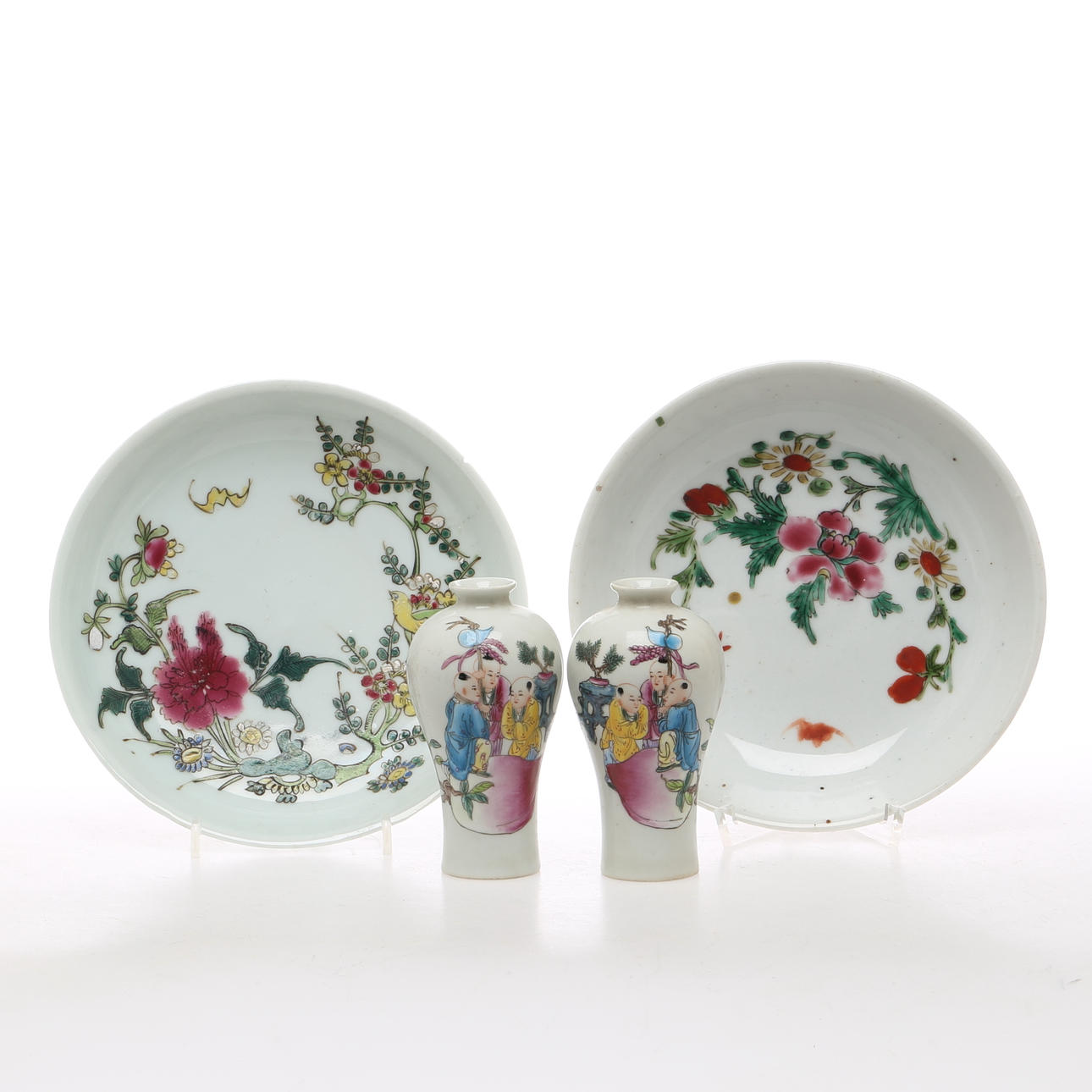 SKÅLAR; 2 st, VASER, 1 par, porslin, Kina.