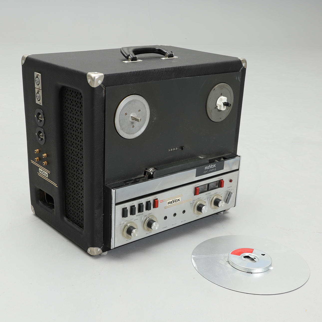 REEL TAPE RECORDER, Revox Type A77 with Remote Control.