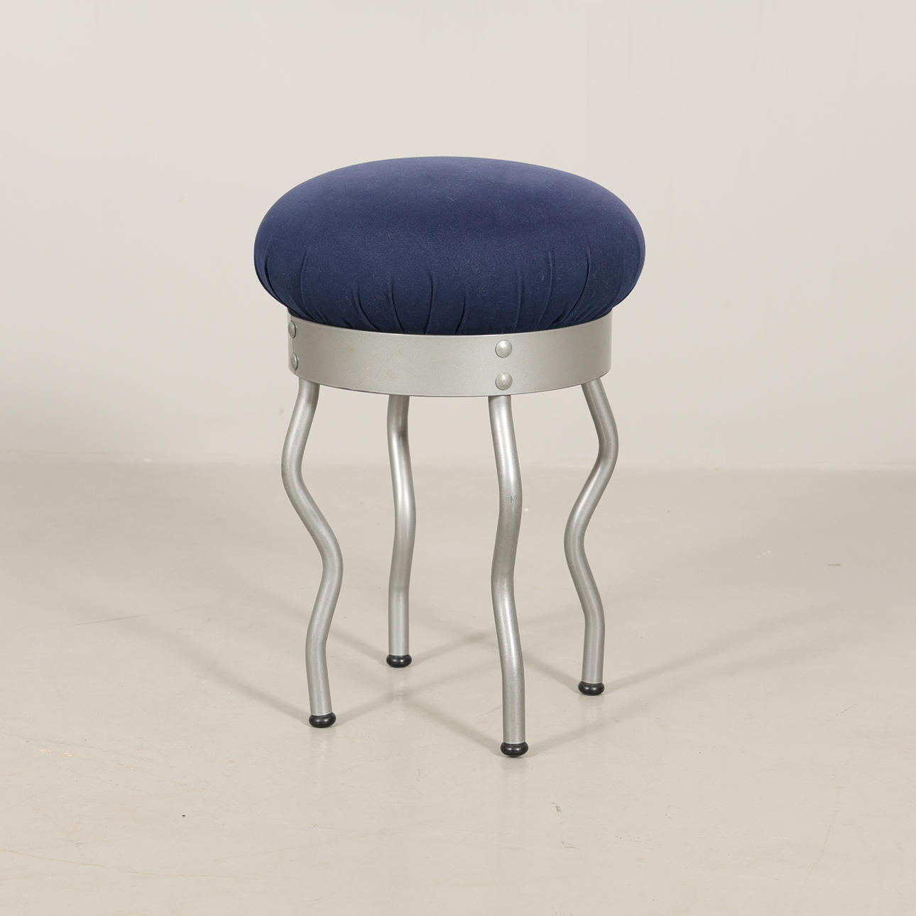 PER IVAR LEDANG. Stool “Uri” IKEA.