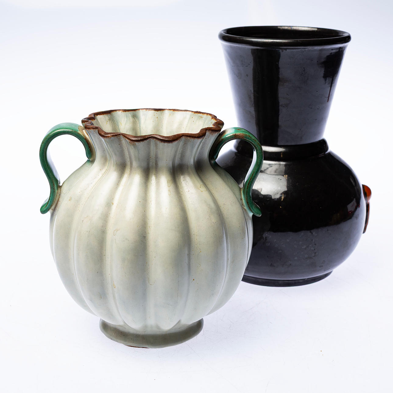 VASES, 2pcs inter alia Anna-Lisa Thomson, Upsala-Ekeby.