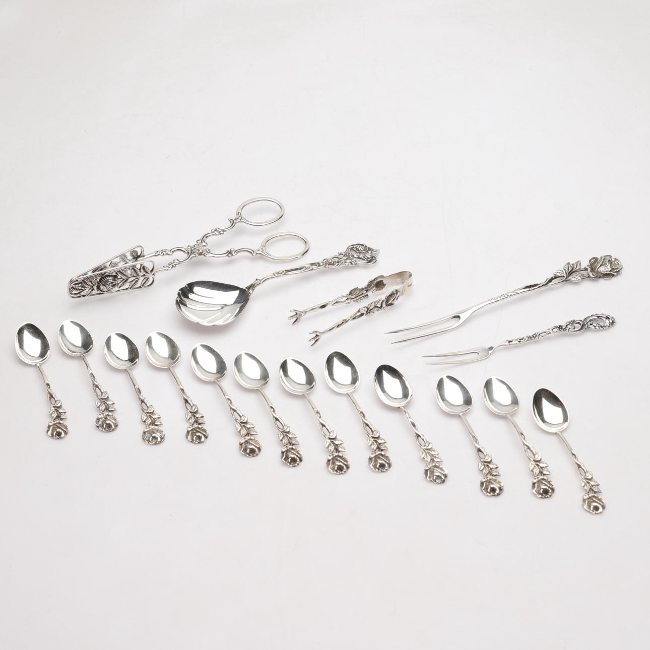 SILVER OBJECTS, 17 pieces, b.la. Gewe, Sweden. Total weight approx. 182 g.