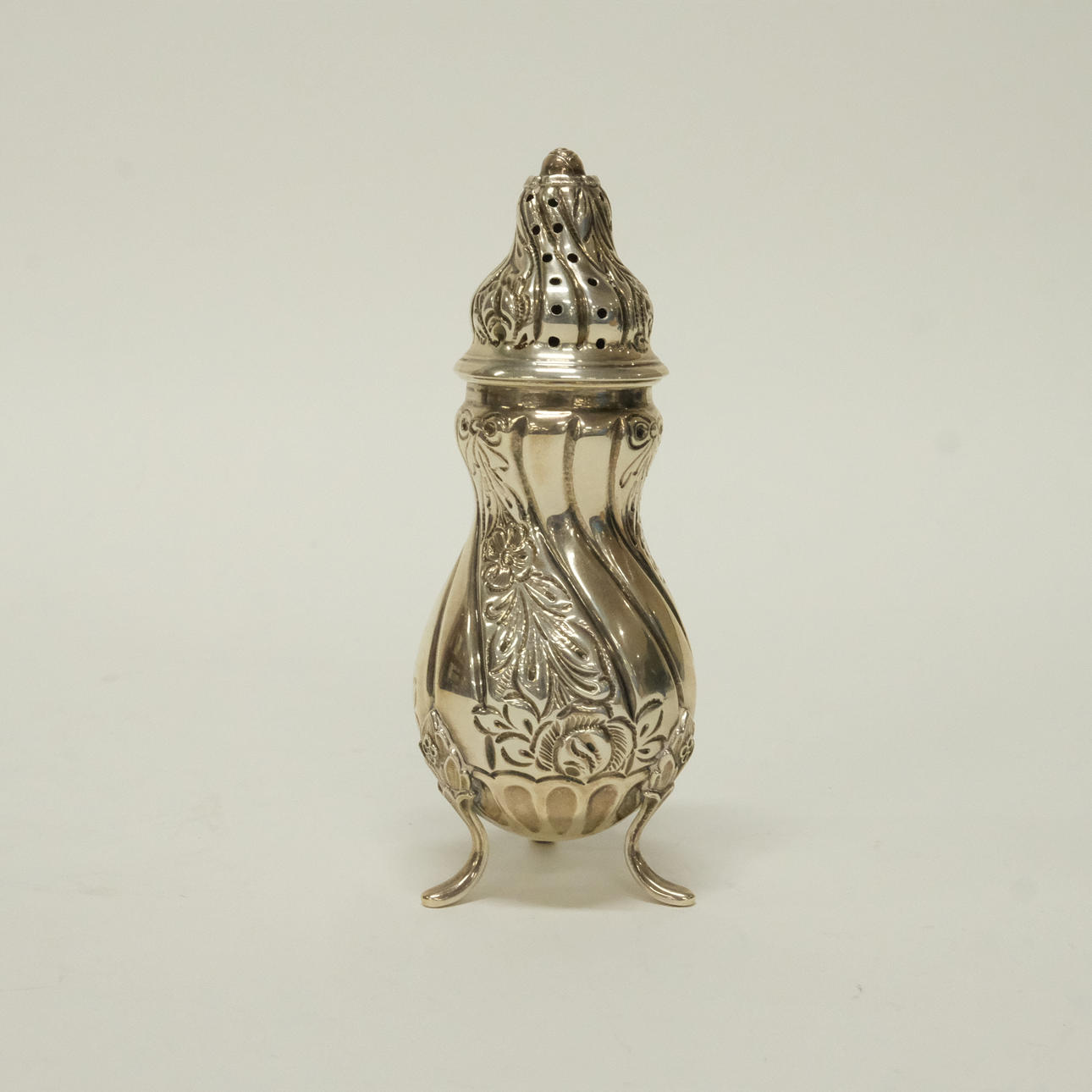 SUGAR SPRINKLER, SILVER.