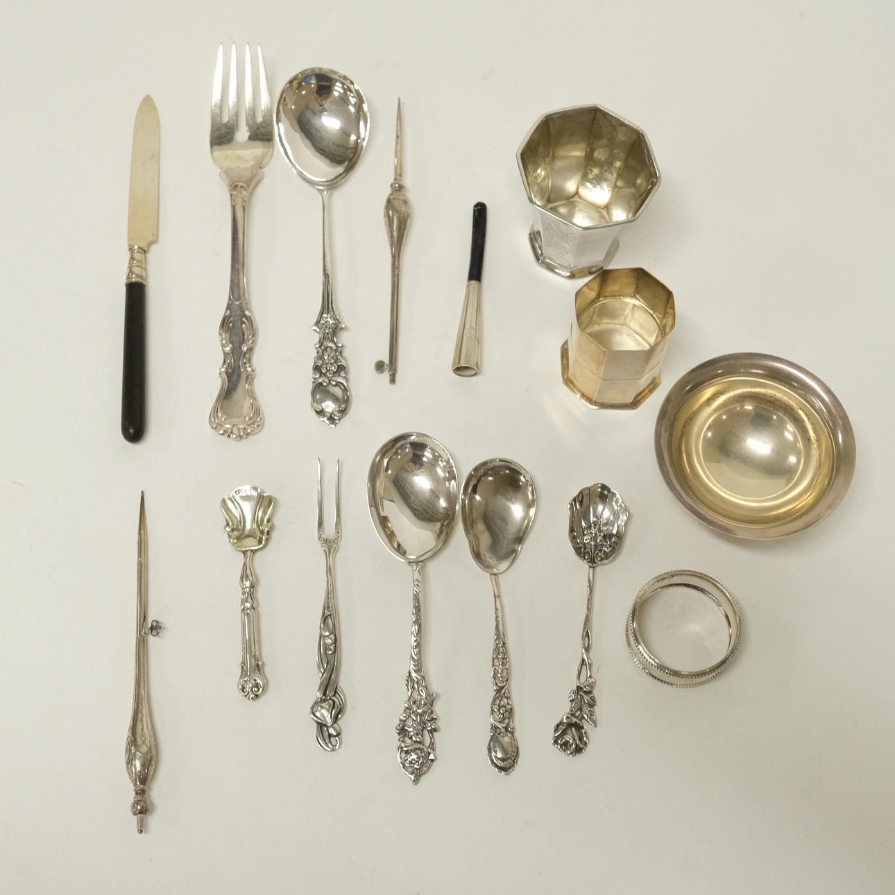 ITEMS OF SILVER, 15 PIECES.