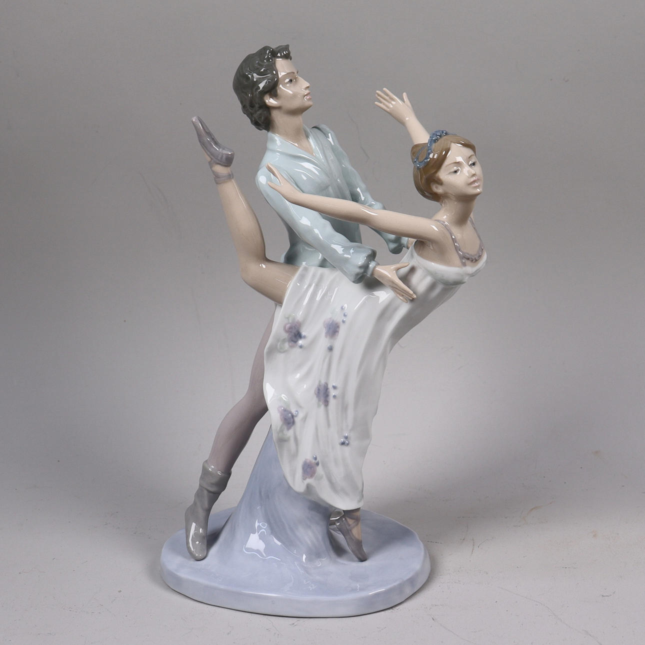 FIGURINE, NAO, Spain, “Dancing On a Cloud”.