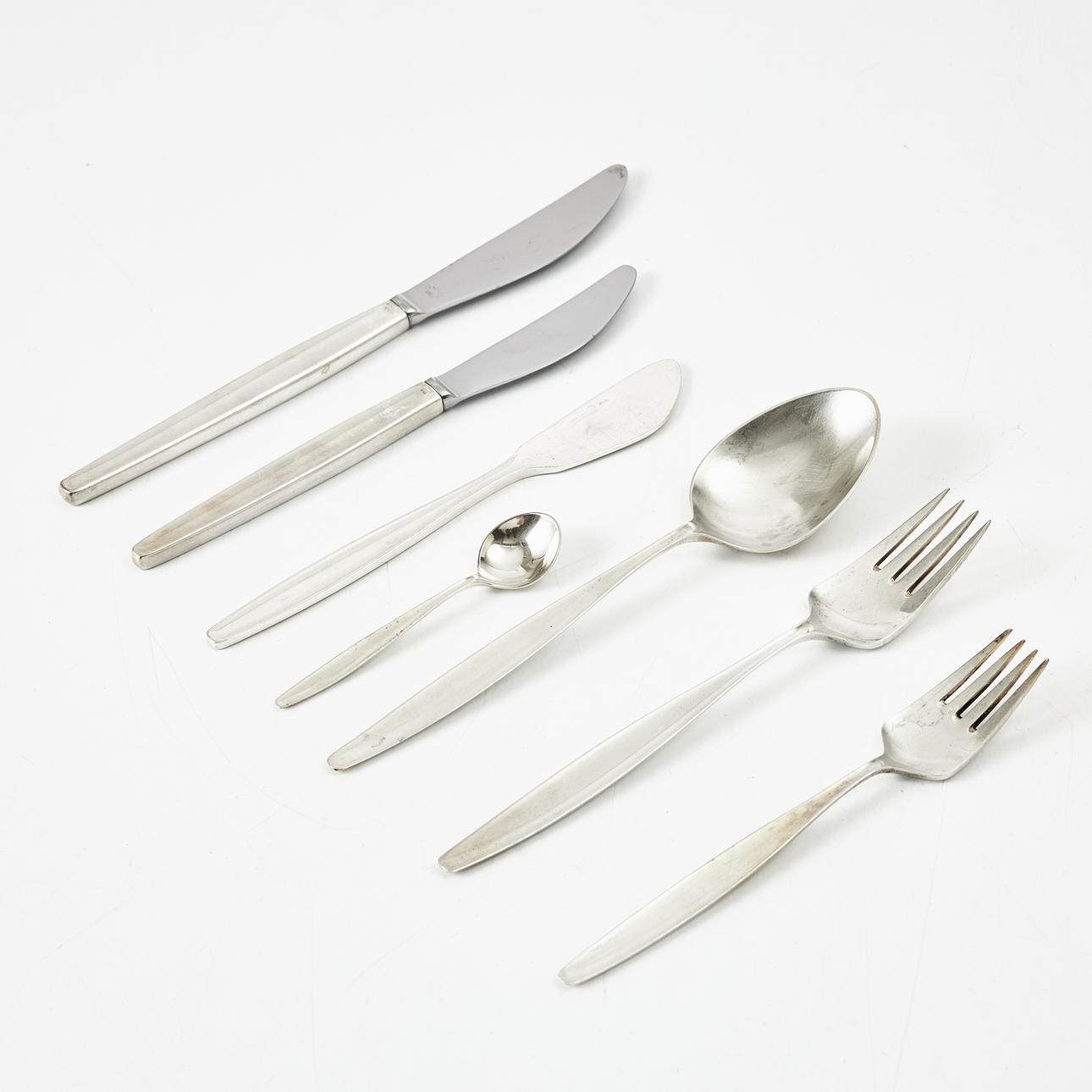 TIAS ECKHOFF. bestickdelar, "Cypress", 60 delar, sterlingsilver, Georg Jensen, Köpenhamn.