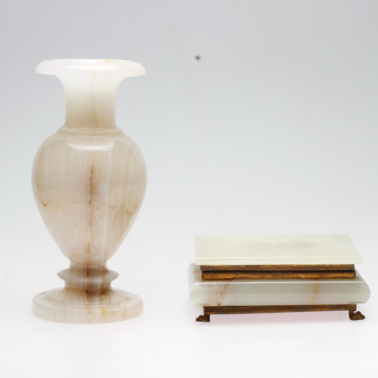 ASK samt VAS, onyx, Italien. 1900-talets andra hälft.