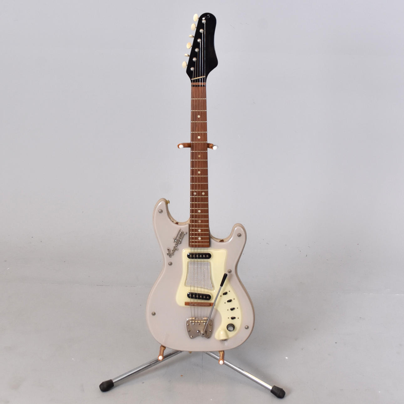 A guitar by Hagström Kent, 1960s.