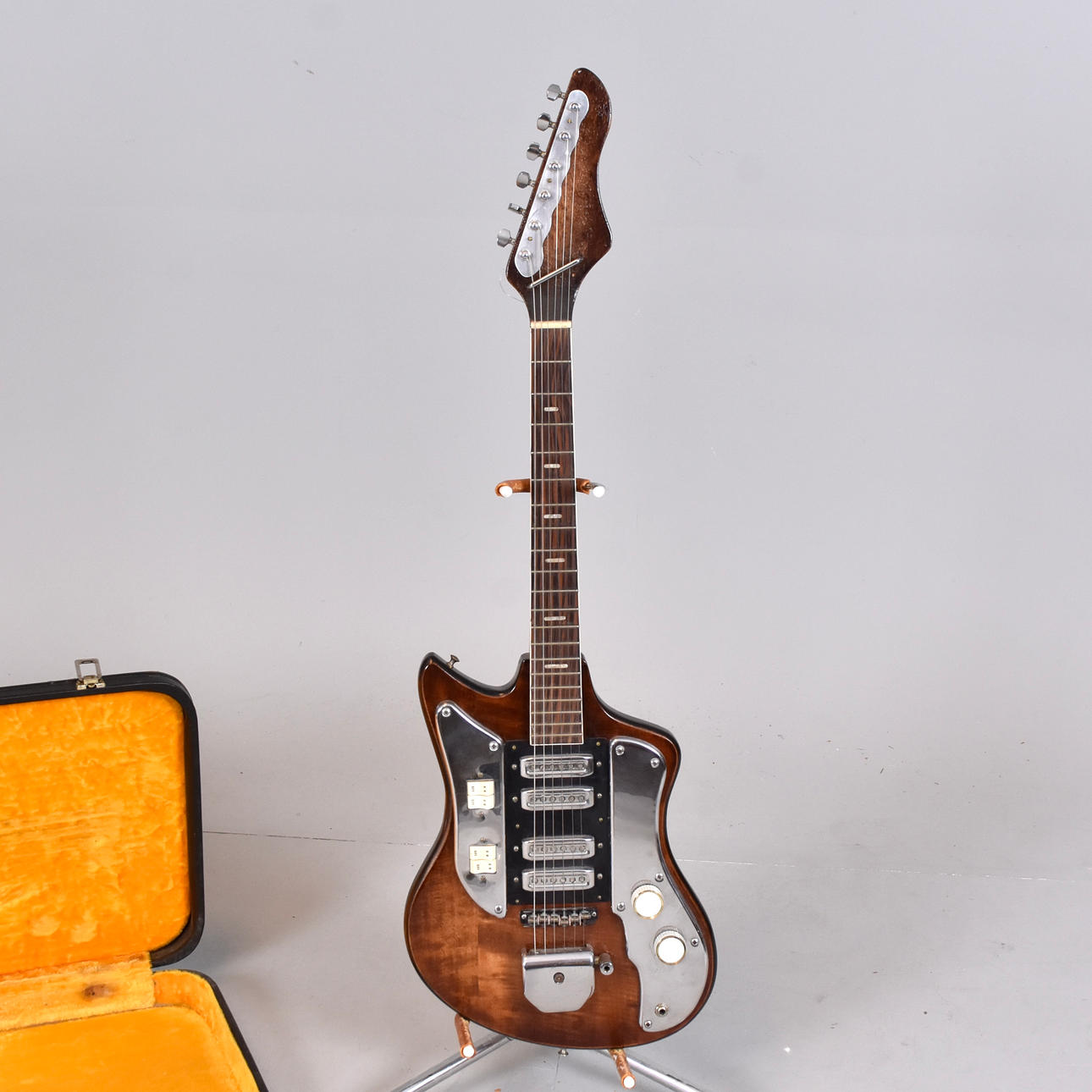 GUITAR, Kawai S-180.