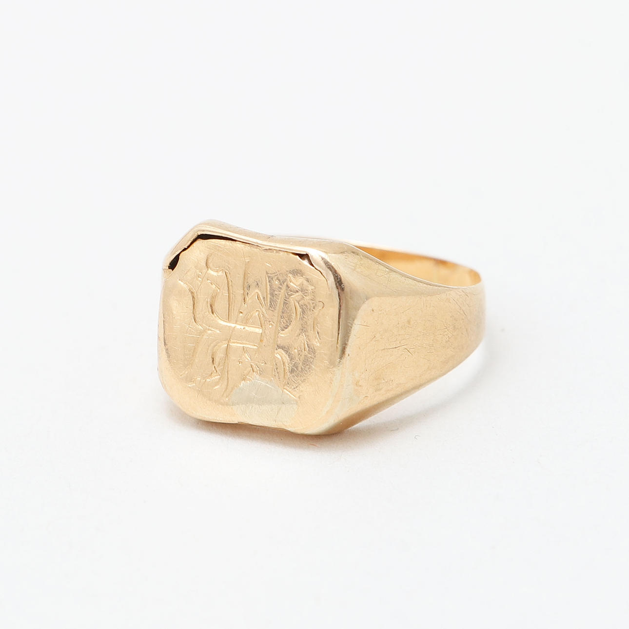 RING, 18k gold, weight approx 2,3 grams.