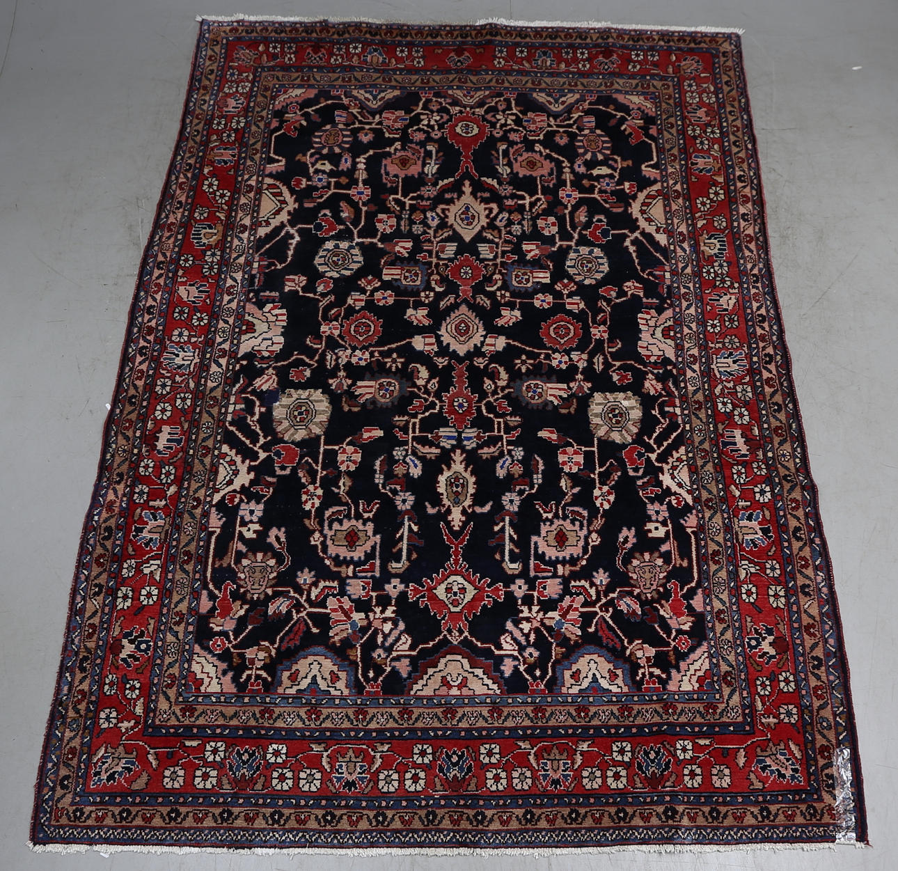 MATTA, persisk, Hamadan, 306 x 217 cm.