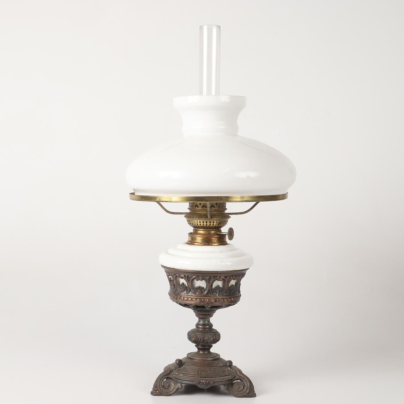 BORDSFOTOGENLAMPA, brons/glas, 1900-tal.