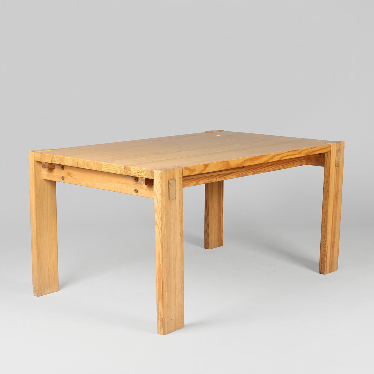 Dining table made of solid wood glued pine - pine with additional plates. The latter half of the 1900's. Denmark (3).
