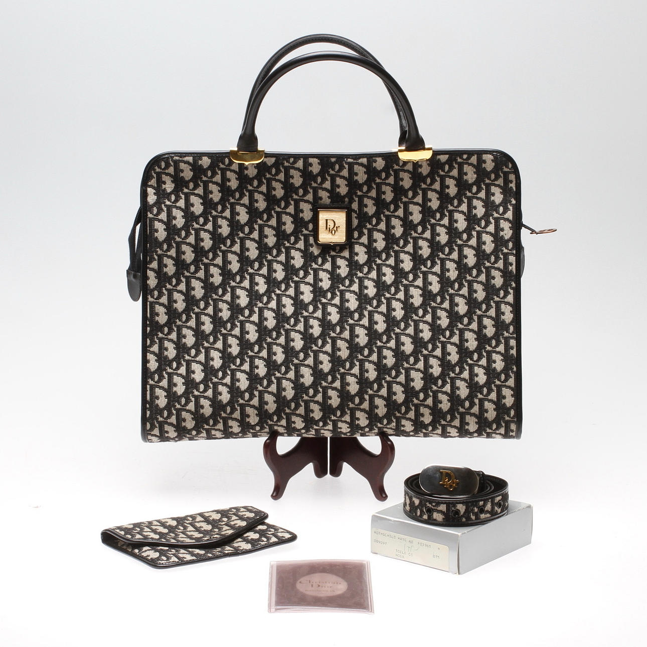 VÄSKA, PORTMONNÄ samt BÄLTE, Christian Dior, 1900-talets andra hälft.