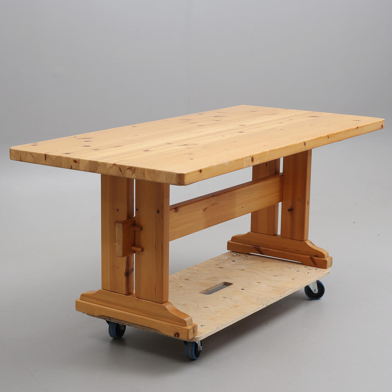 BOCKBORDM pine, 1970s.