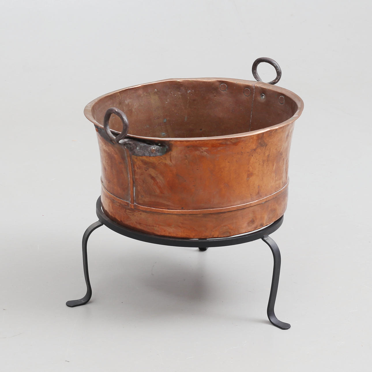 COPPER TUB on leg stand.